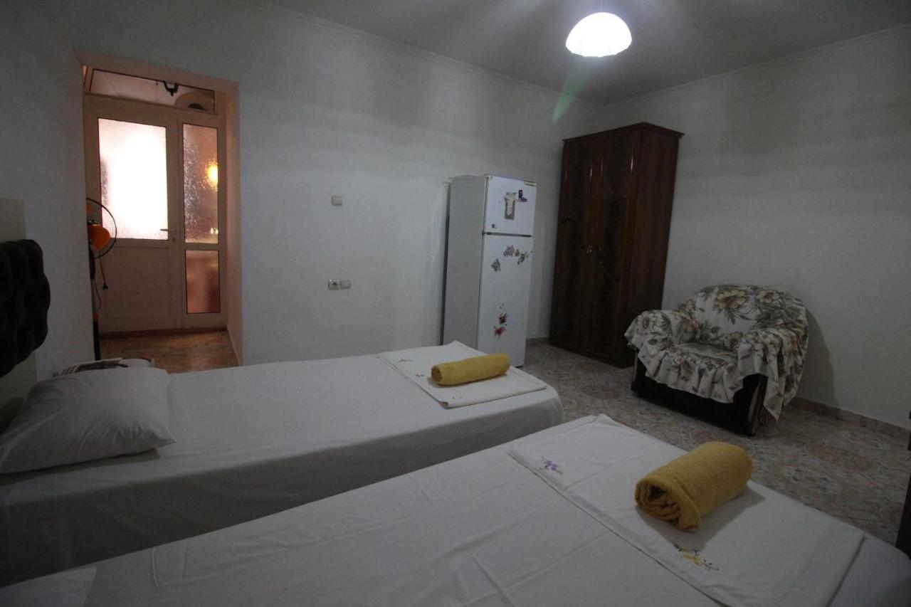 Mona'S Apartments Sarandë Eksteriør billede