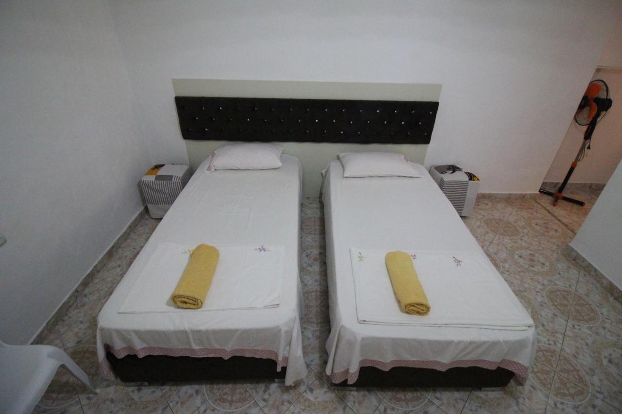 Mona'S Apartments Sarandë Eksteriør billede