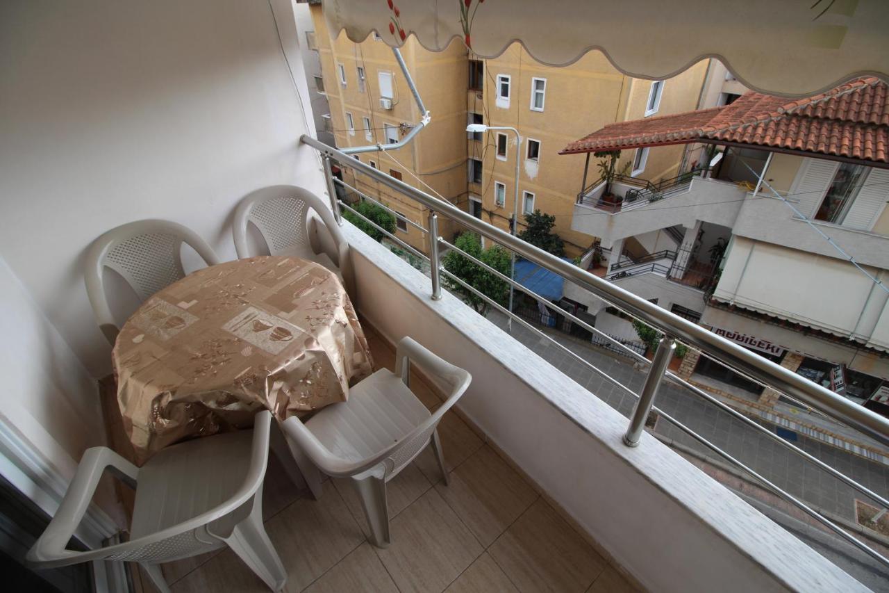 Mona'S Apartments Sarandë Eksteriør billede